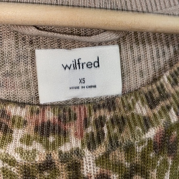 Wilfred leopard sweater Balzac xs soft‎ silk cashmere blend lightweight aritzia - Picture 2 of 5